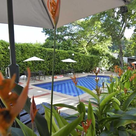 Yuluka Hostel Apulo Luaran gambar
