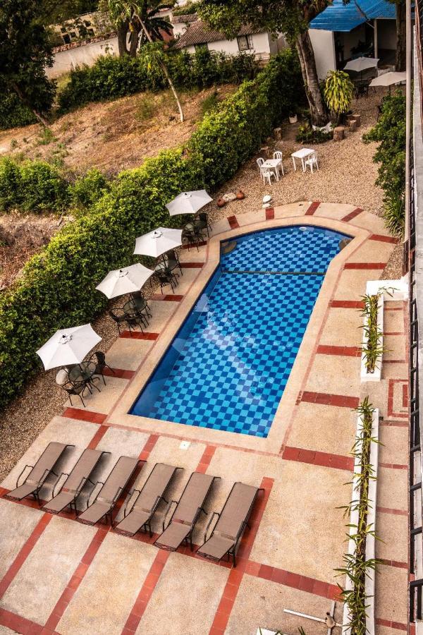 Yuluka Hostel Apulo Luaran gambar