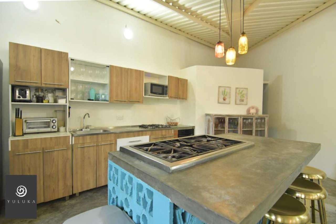 Yuluka Hostel Apulo Luaran gambar