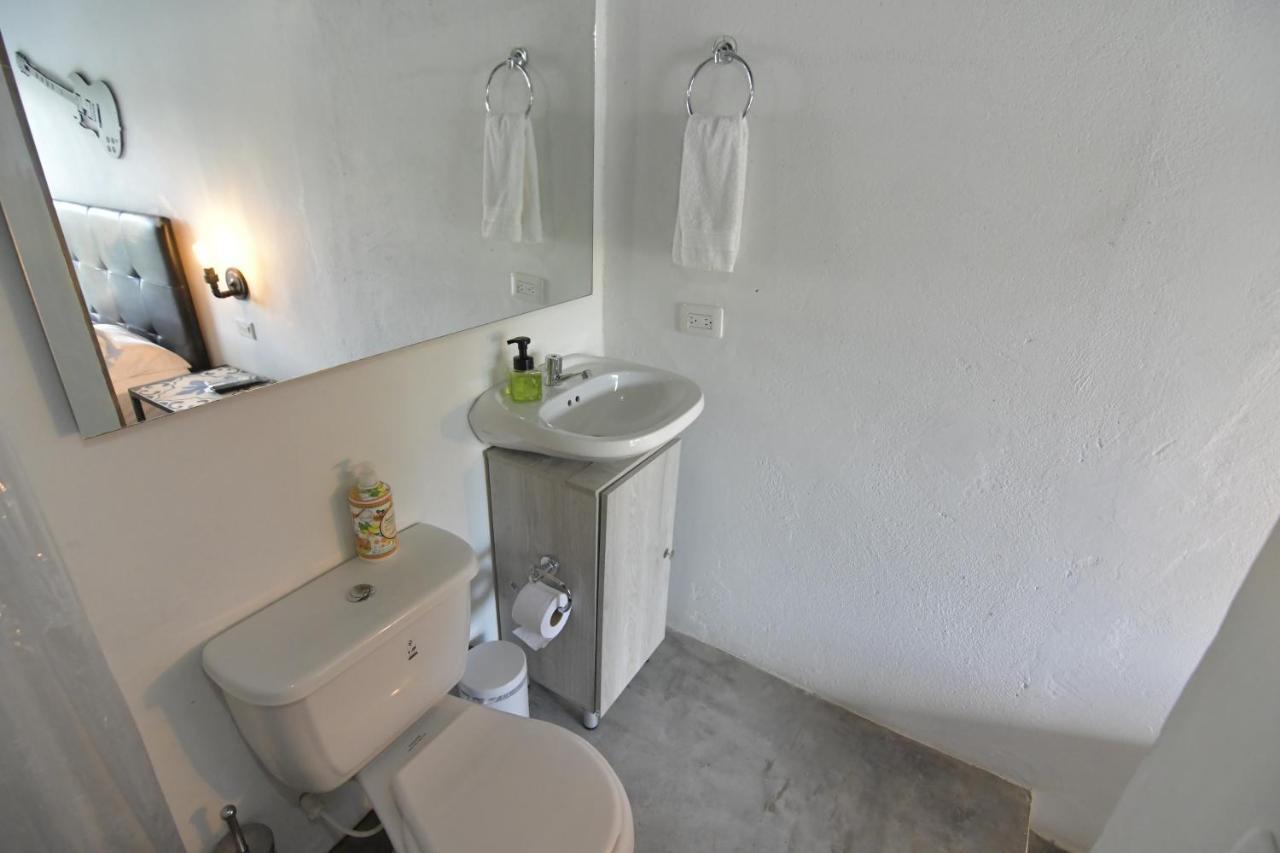 Yuluka Hostel Apulo Luaran gambar